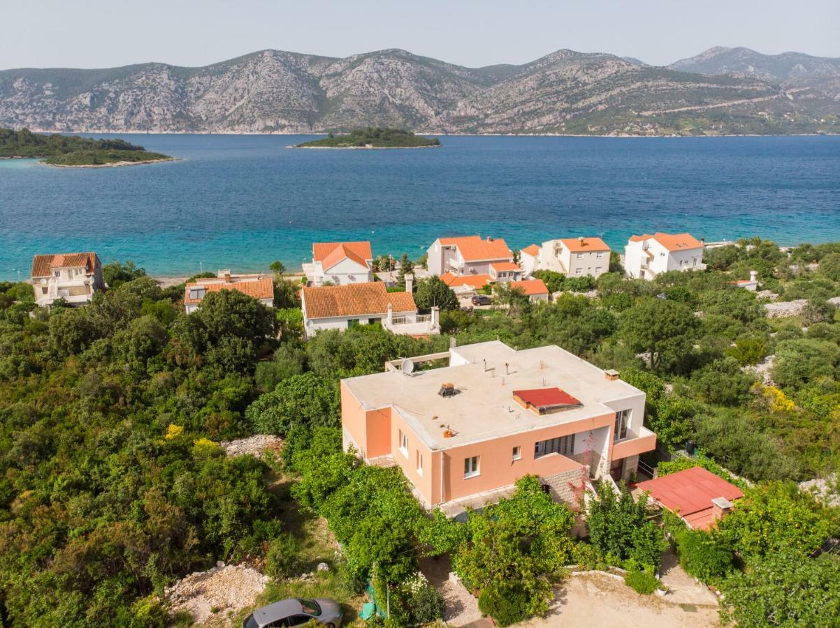 Apartment Slavka Račišće Bagian luar foto