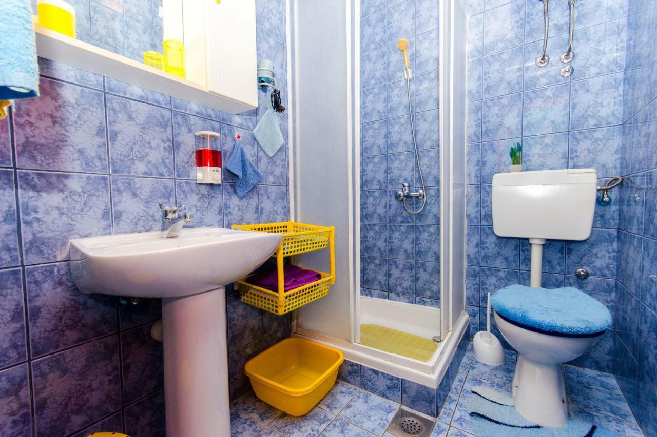 Apartment Slavka Račišće Bagian luar foto