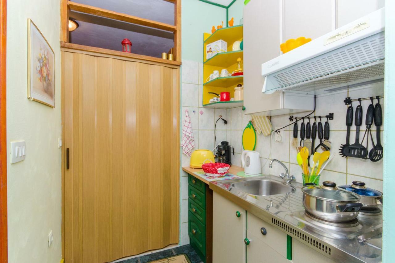 Apartment Slavka Račišće Bagian luar foto