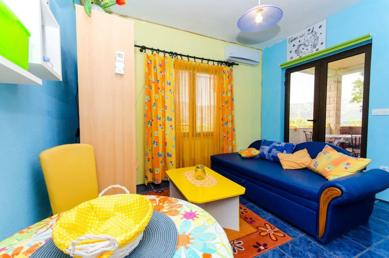 Apartment Slavka Račišće Bagian luar foto